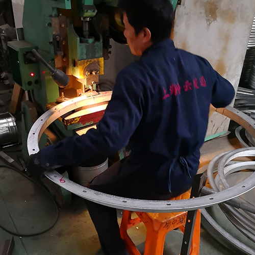 角鋼（gāng）圓法蘭（lán）廠家（jiā）
