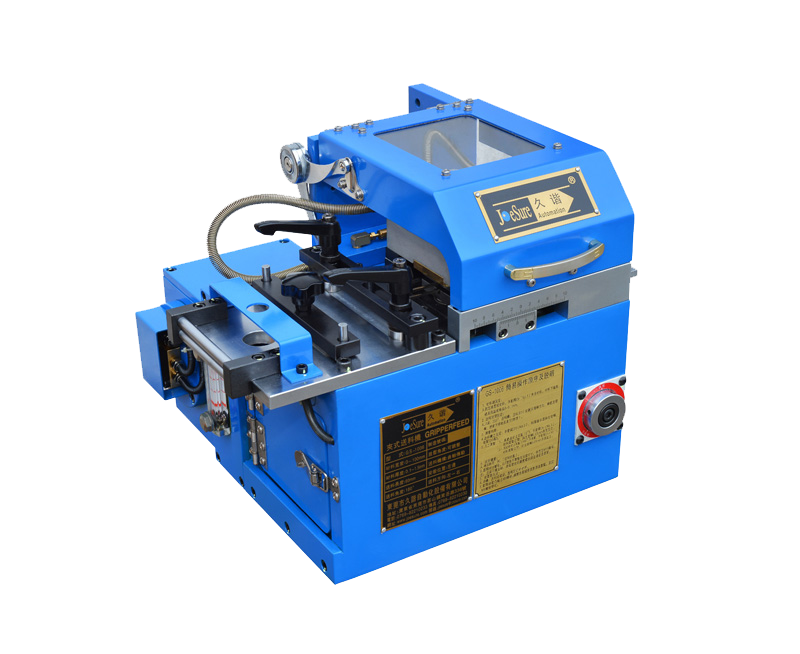 衝床送料機在送（sòng）料過程中的刮料（liào）問題應該（gāi）如何解決?